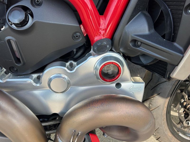 2017 Ducati Monster 1200 MonsterImage 5