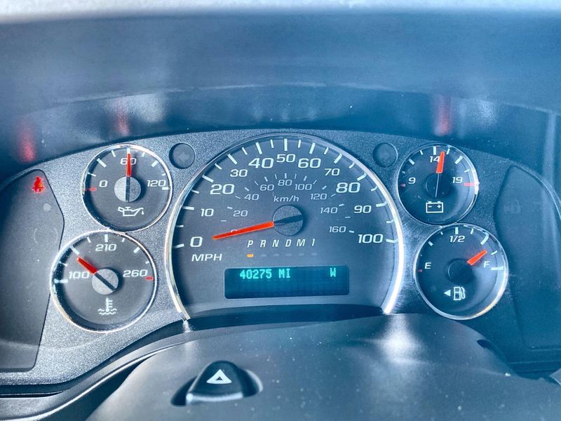 Used 2023 Chevrolet Express Cargo Van Work VanImage 12