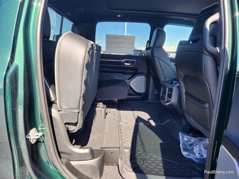 New 2026 RAM 1500 Laramie Crew Cab 4x4 5'7' Box