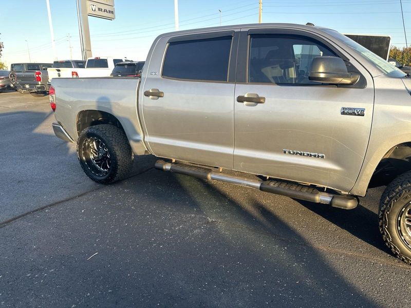 2016 Toyota Tundra 4WD Truck SR5Image 4