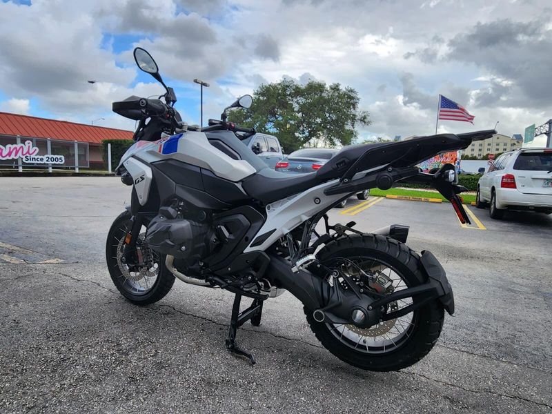 2026 BMW R 1300 GSImage 6