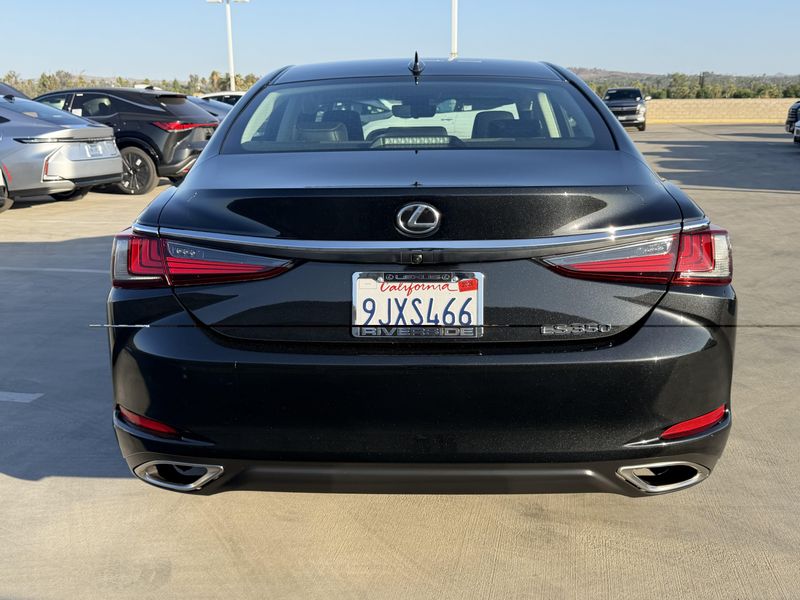 Used 2024 Lexus ES 350Image 9