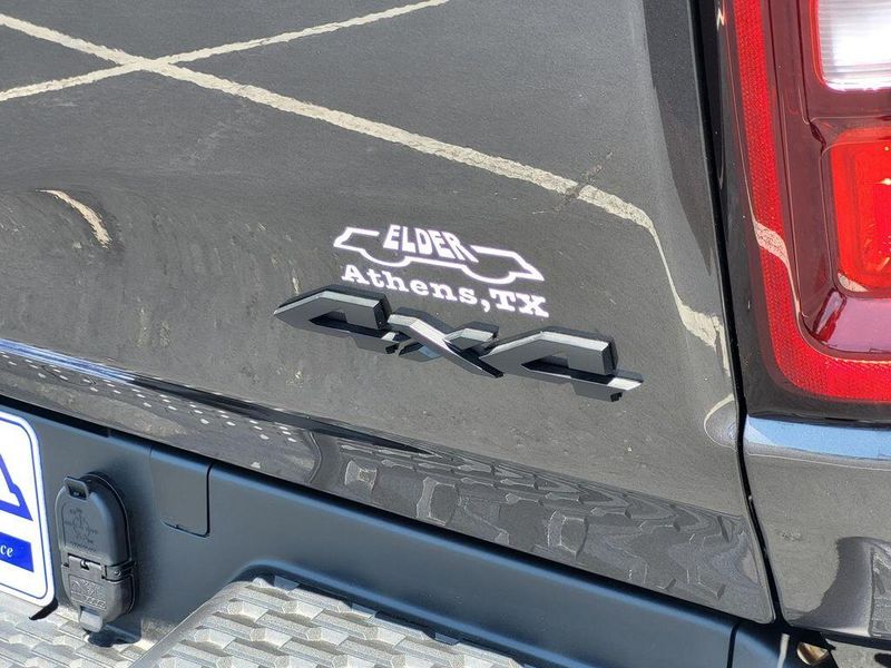 2025 RAM 1500 Lone Star Crew Cab 4x4 5