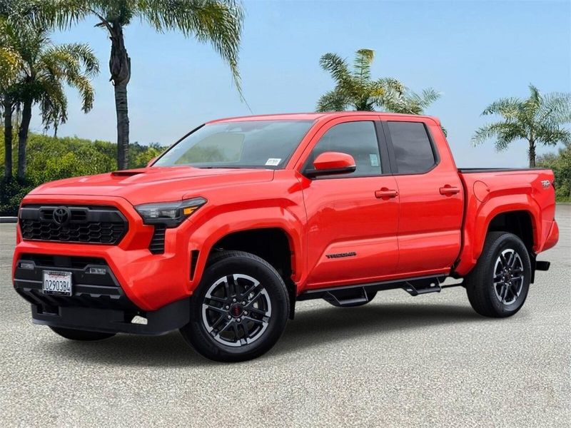 Used 2024 Toyota Tacoma TRD Sport Double Cab 5' Bed AT (Natl)
