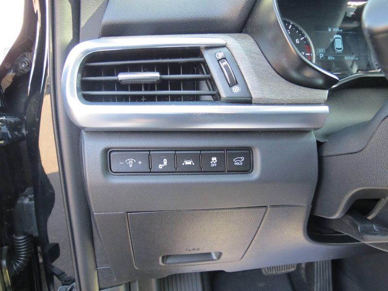 Used 2022 Kia Telluride EX AWD 4dr SUVImage 11