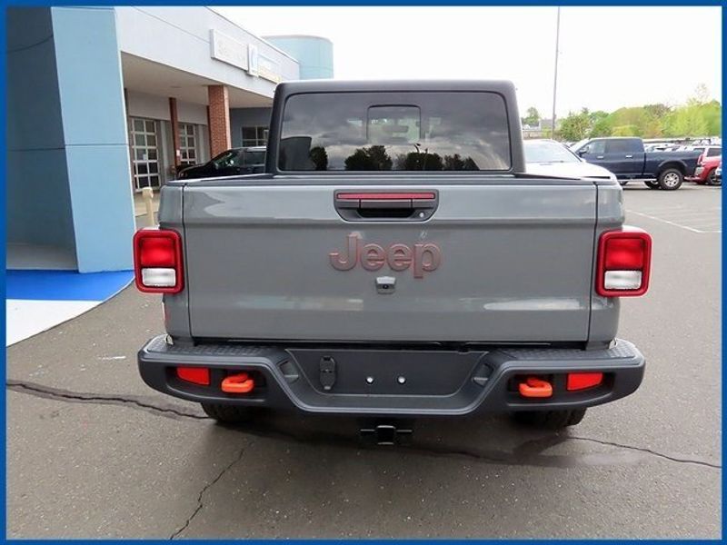 2023 Jeep Gladiator MojaveImage 6