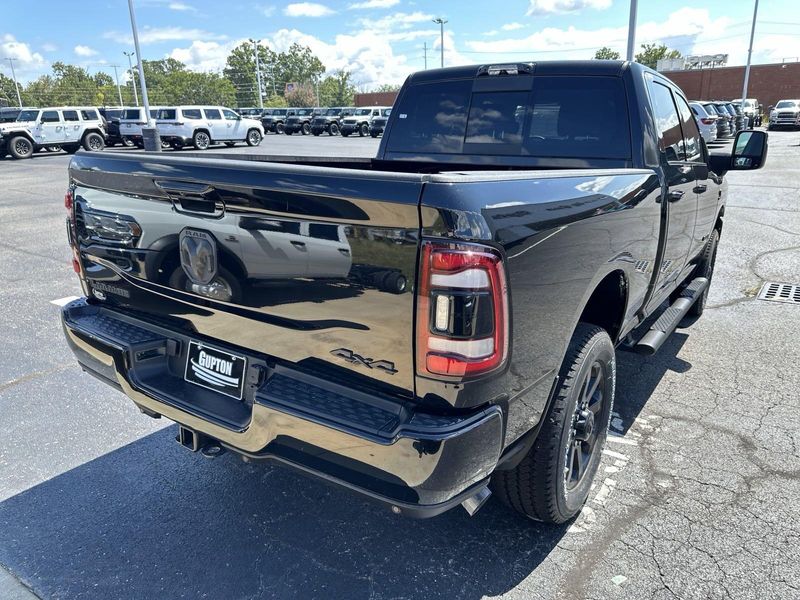 2024 RAM 3500 Laramie Crew Cab 4x4 6