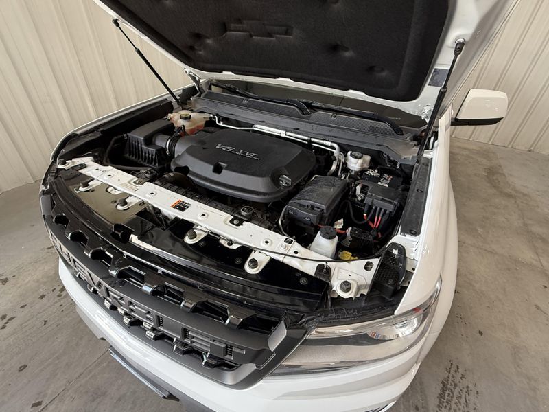 Used 2019 Chevrolet Colorado 4WD Z71Image 16