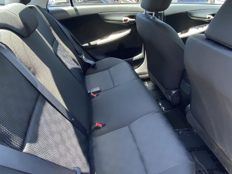 2010 Toyota Corolla SImage 12