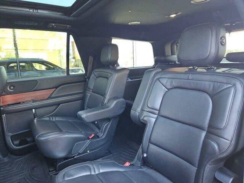 2018 Lincoln Navigator Select