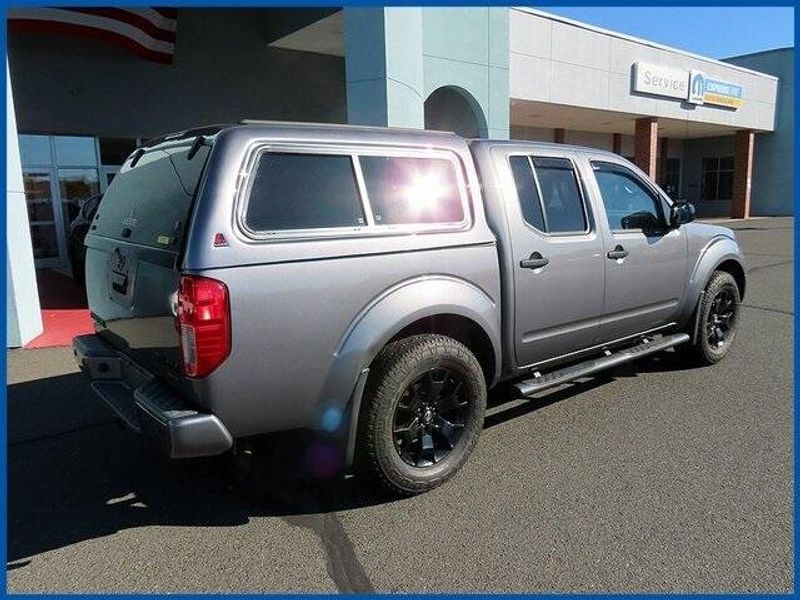 2021 Nissan Frontier SVImage 7