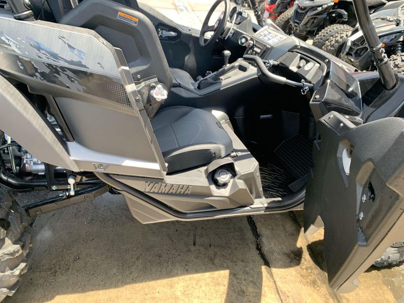 New 2025 Yamaha YXZ1000R EPS SS XT-R Image 19
