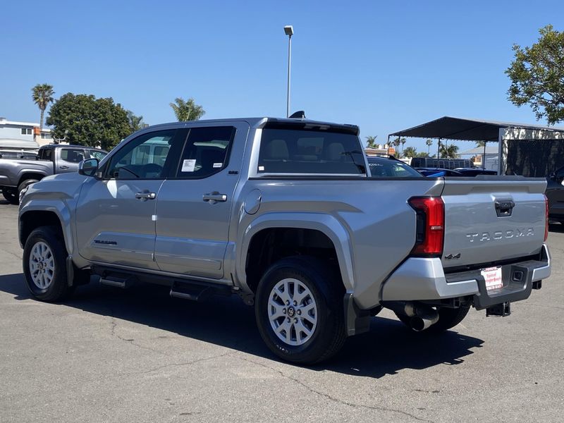 2025 Toyota Tacoma SR5Image 5