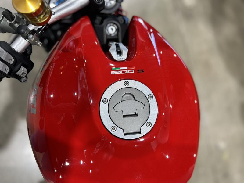 Used 2017 Ducati MONSTER S Image 18