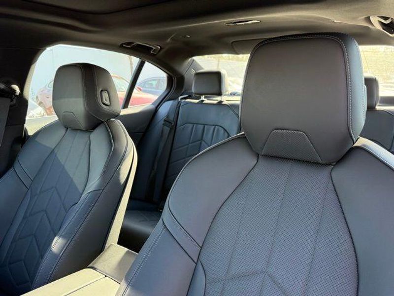 Used 2026 BMW 5 Series 530iImage 22