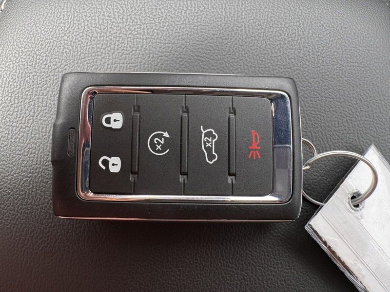 2024 Jeep Grand Cherokee L Altitude XImage 30