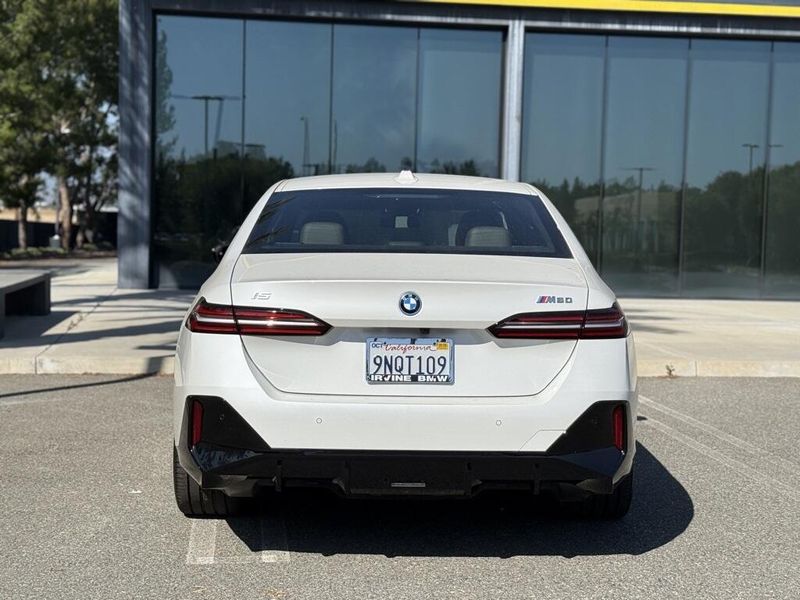 2024 BMW i5 M60Image 7