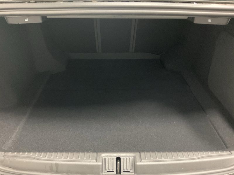 New 2026 Alfa Romeo Giulia AwdImage 17