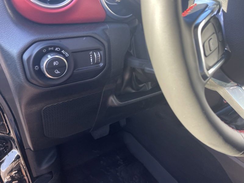 2023 Jeep Gladiator Rubicon 4x4Image 15