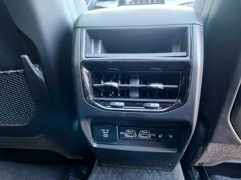 Used 2022 Jeep Grand Cherokee Limited