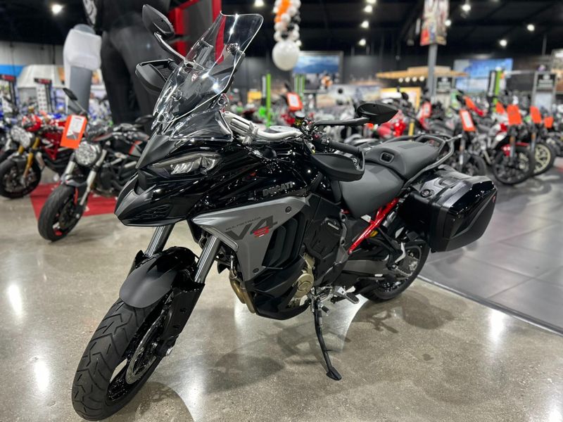 New 2025 Ducati MULTISTRADA V4 S TRAVEL & RADAR Image 19
