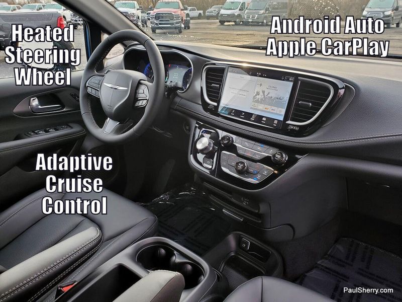 New 2027 Chrysler Pacifica Select