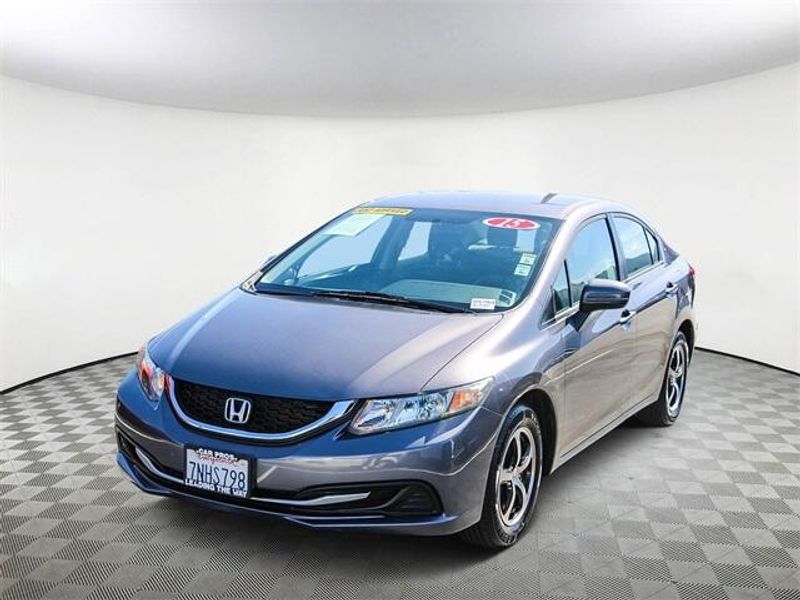 2015 Honda Civic SEImage 7