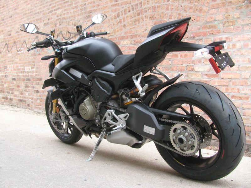 2022 Ducati Streetfighter V4 SImage 6