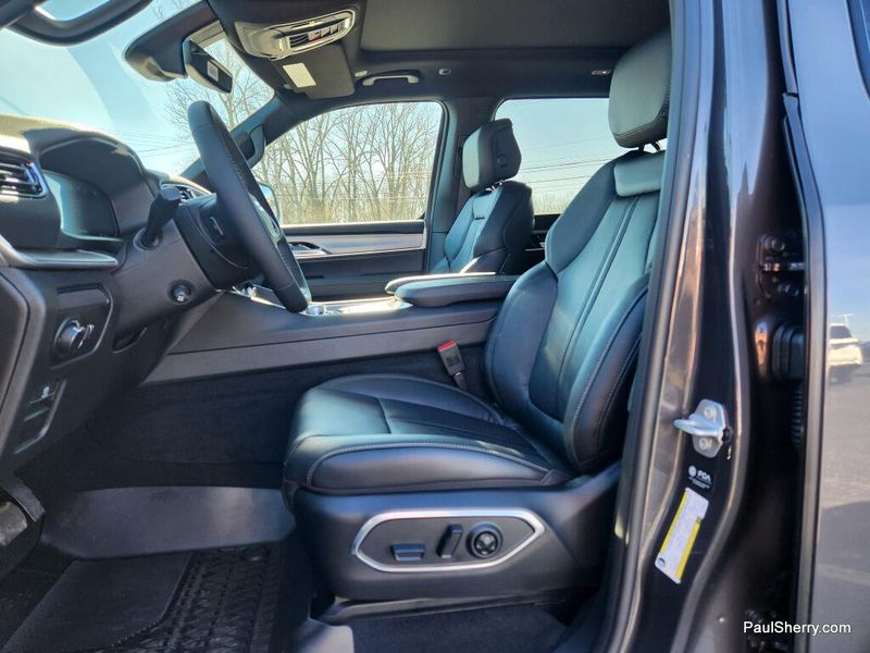 2026 Jeep Grand Wagoneer Upland 4x4