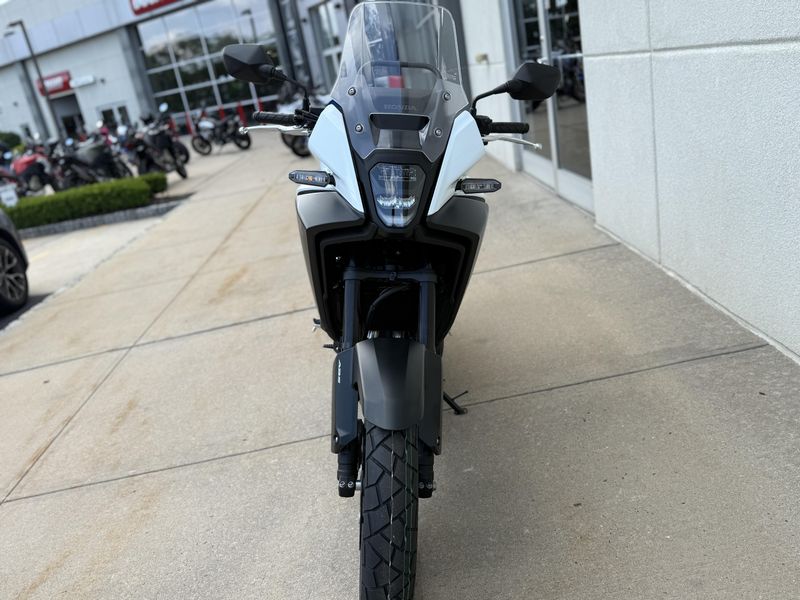 2025 Honda NX500Image 4