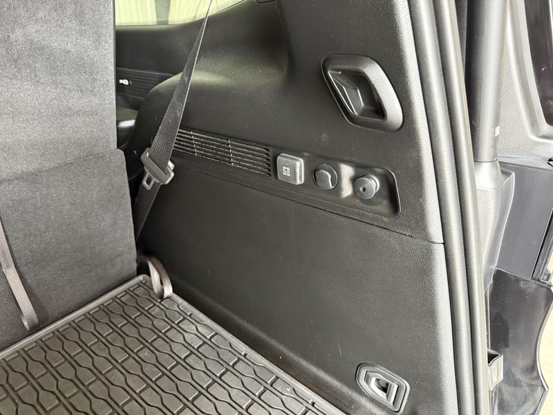 2024 Jeep Wagoneer Image 7