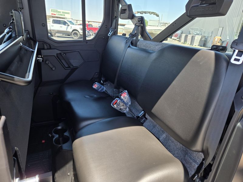 NEW 2027 POLARIS RANGER CREW XP 1000 CAB Image 26