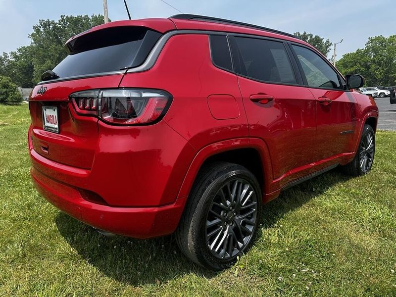 2022 Jeep Compass High Altitude photo 3