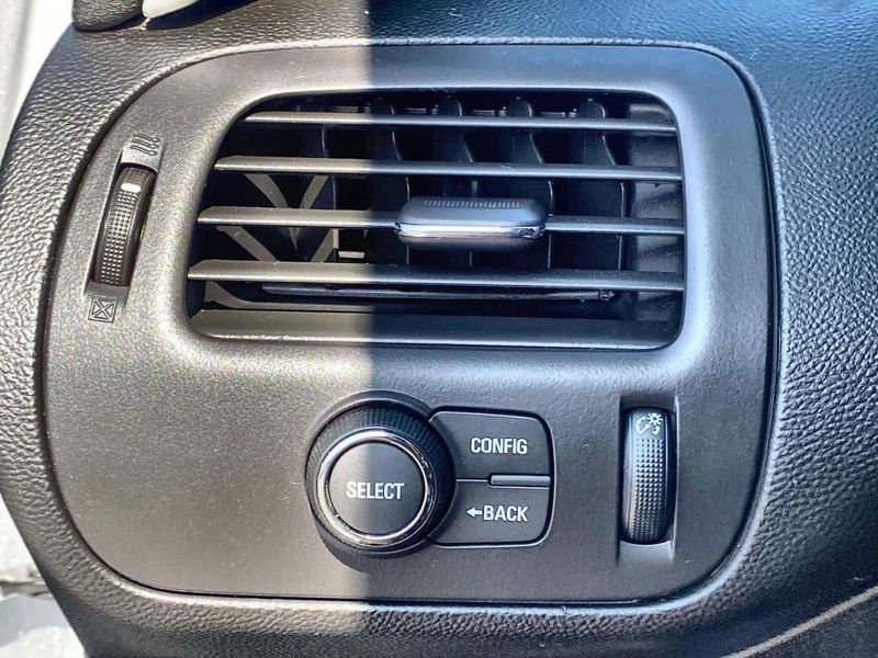 Used 2012 Chevrolet Volt BaseImage 19