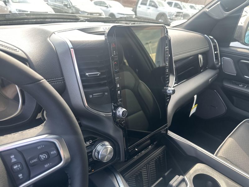 Used 2025 RAM 1500 LaramieImage 26