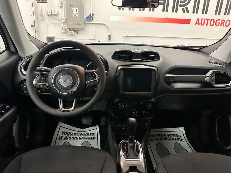 2022 Jeep Renegade LatitudeImage 23