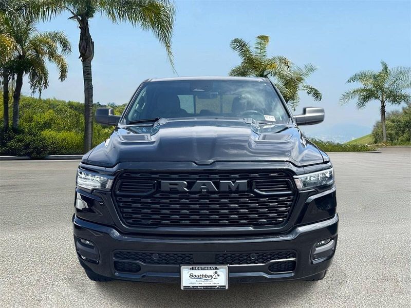 New 2026 RAM 1500 Express Crew Cab 4x4 5'7' Box