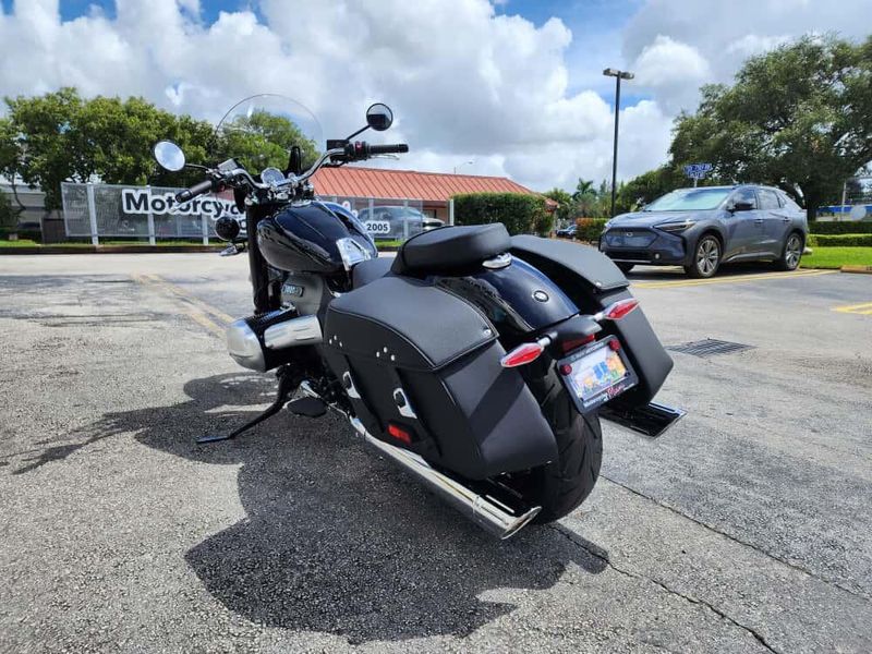 2025 BMW R 18 ClassicImage 7