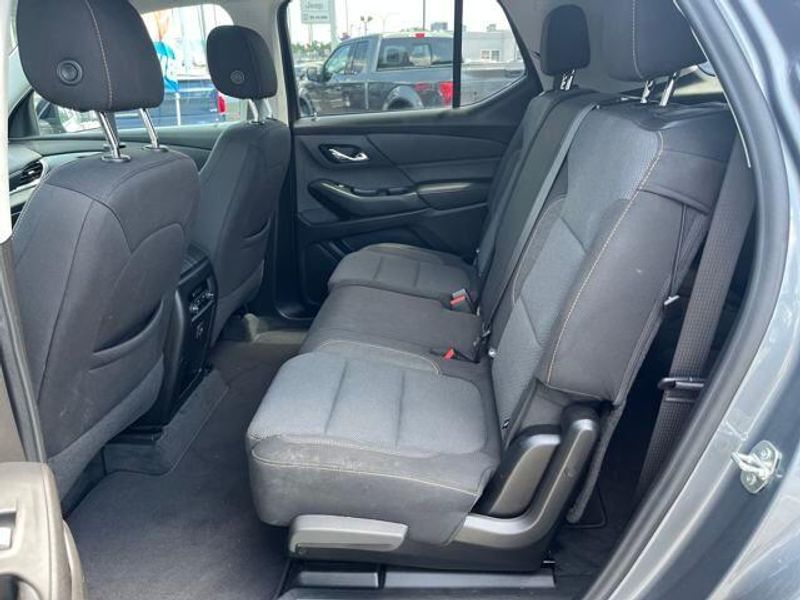 2021 Chevrolet Traverse LS