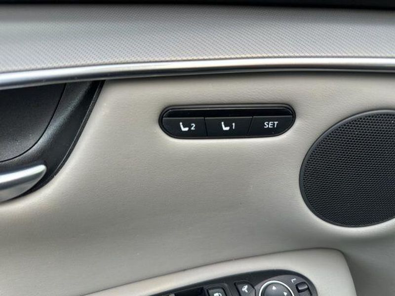 2023 INFINITI QX50 LuxeImage 22