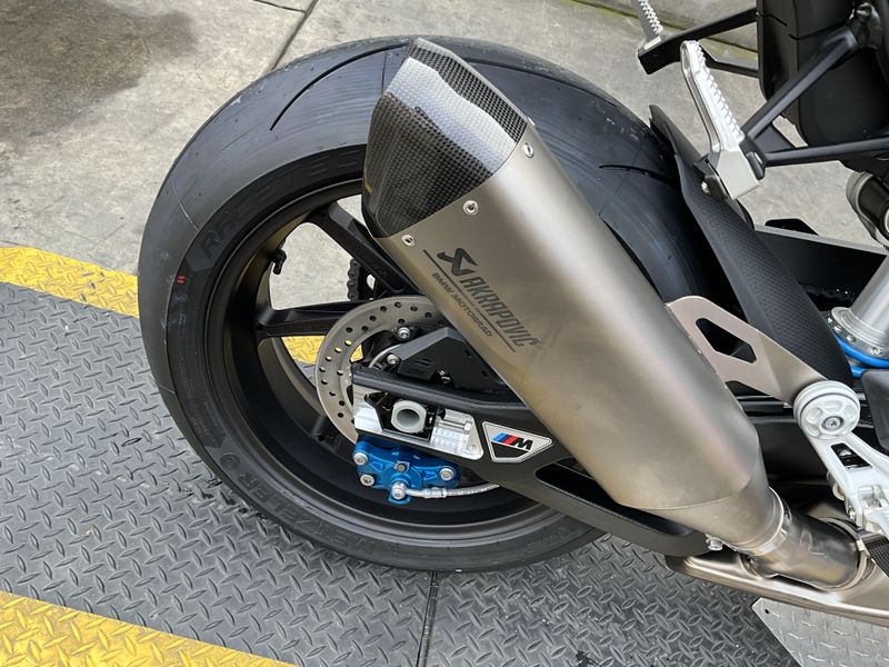 New 2026 BMW M 1000 RR Image 14