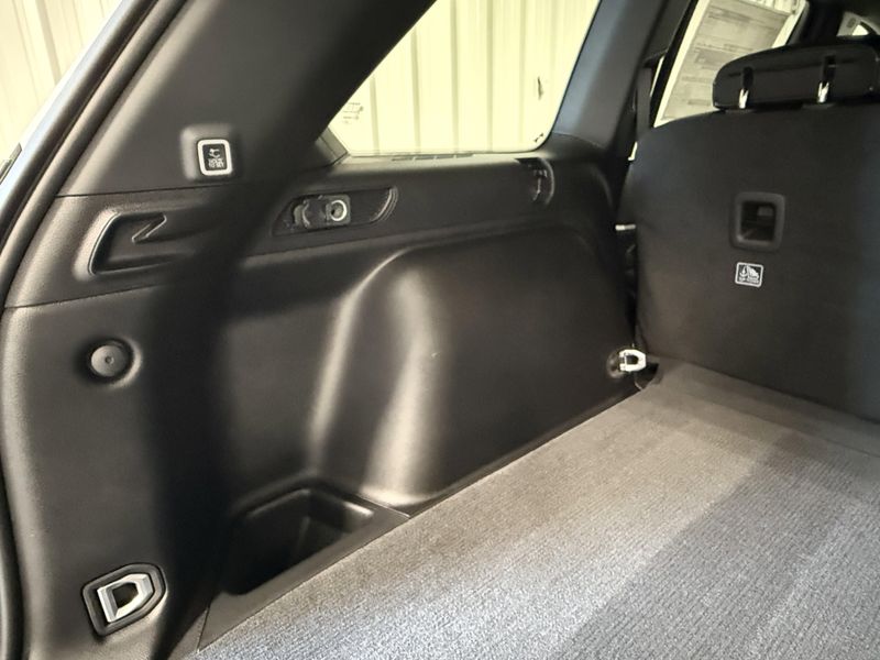 New 2025 Jeep Grand Cherokee Limited 4x4Image 6