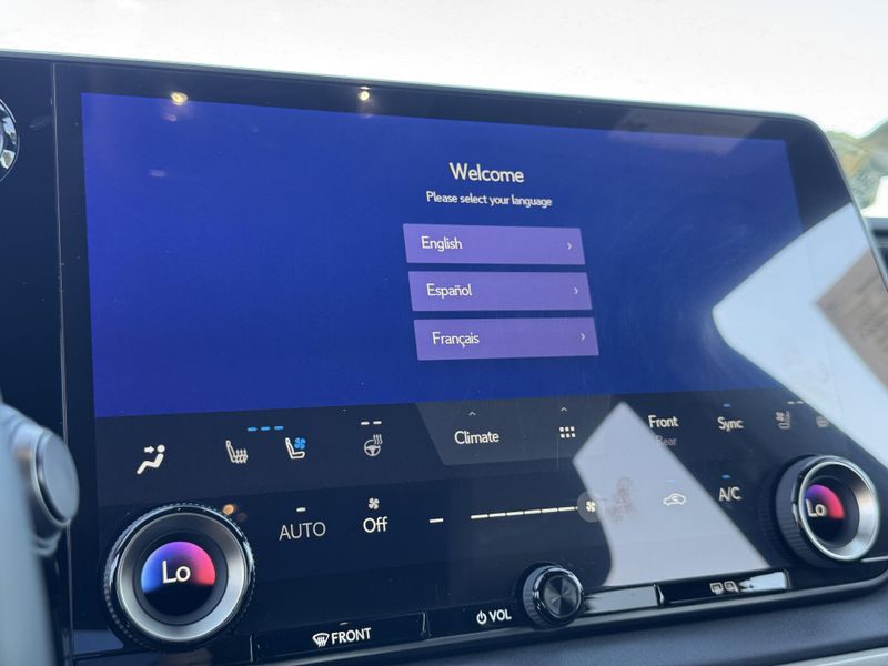 Used 2026 Lexus RX 450h+ PremiumImage 29