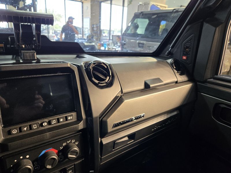 NEW 2025 POLARIS RGR CREW XD 1500 NORTHSTAR EDITION Image 16