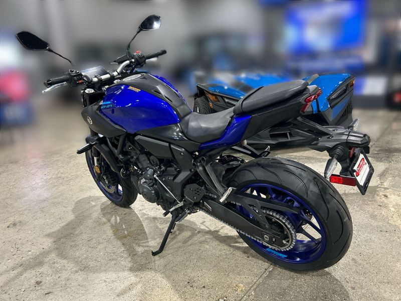 Used 2025 Yamaha MT-07 Image 16