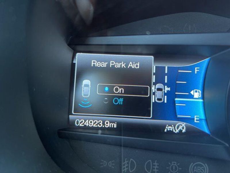 2024 Ford Edge SELImage 44