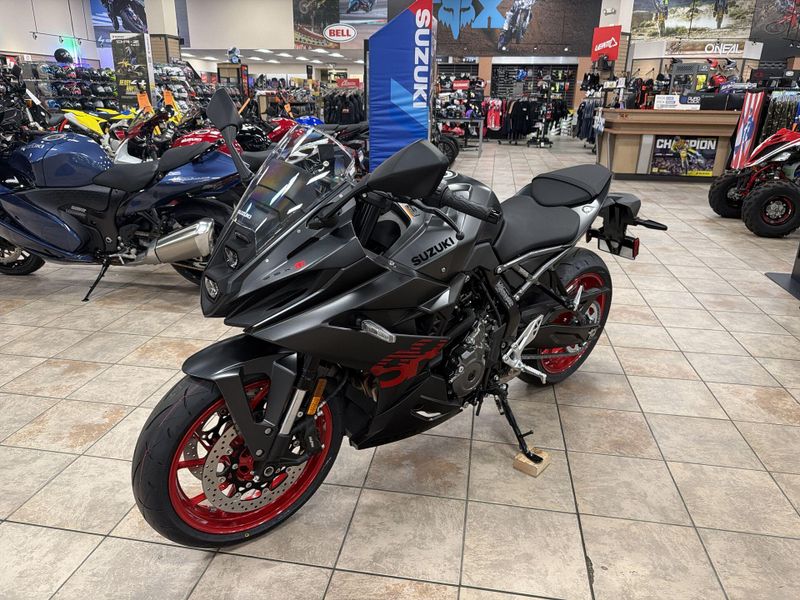 New 2027 Suzuki GSX-8R Image 13
