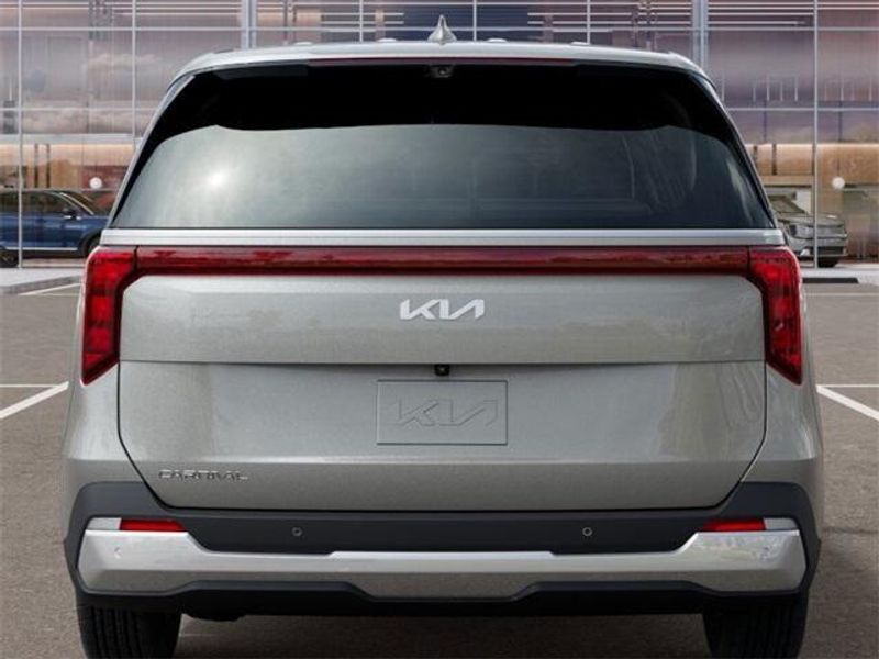 2025 Kia Carnival EXImage 13