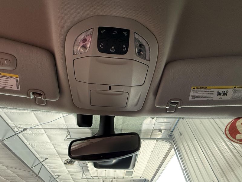 Used 2022 Chrysler Pacifica Touring LImage 20