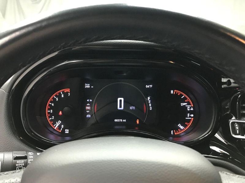 Used 2021 Dodge Durango SXTImage 5
